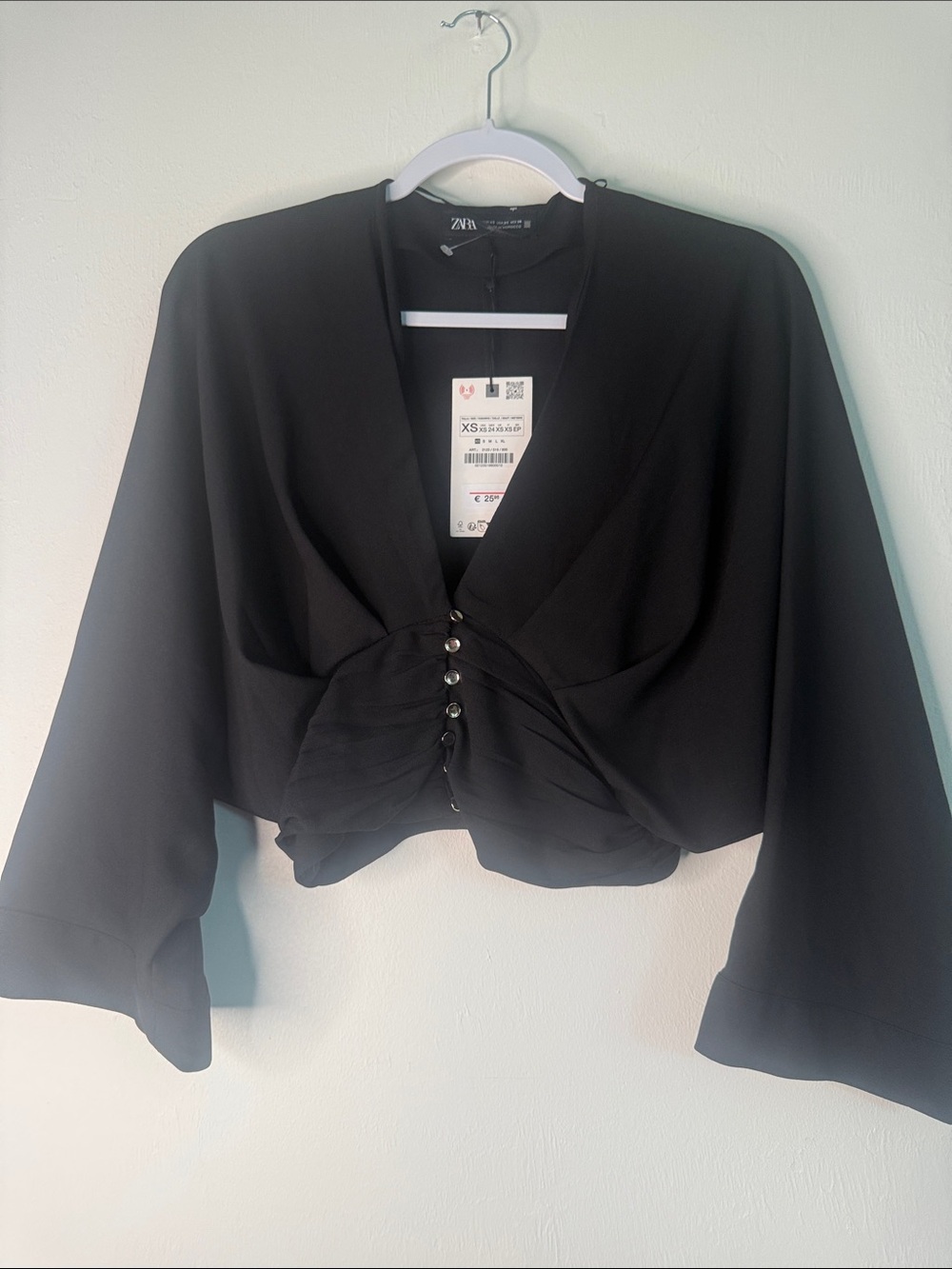 Zara Black Ruched Button-Front Cropped Blouse - Picture 6 of 8